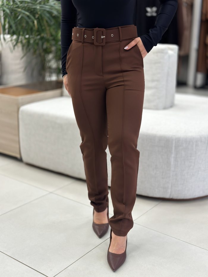 Calça Alfaiataria Barbara Marrom