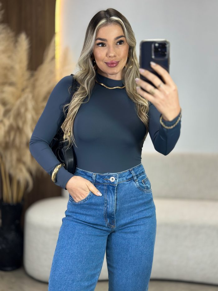 Body Micaela Cinza